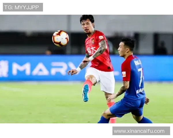 恒大与斯威激战正酣比分揭晓引发球迷热议 恒大与斯威激战正酣比分揭晓引发球迷热议