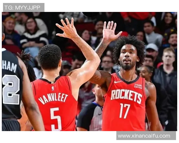 火箭与掘金激战正酣2月10日NBA精彩对决引发球迷热议 火箭与掘金激战正酣2月10日NBA精彩对决引发球迷热议