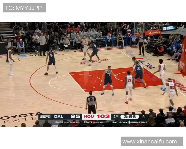 火箭队与独行侠激战回顾2018年3月12日精彩瞬间与赛后分析 火箭队与独行侠激战回顾2018年3月12日精彩瞬间与赛后分析