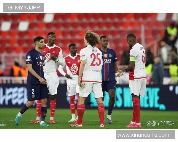 瓦朗谢纳主场迎战巴黎圣日耳曼争夺法甲积分榜关键战役 瓦朗谢纳主场迎战巴黎圣日耳曼争夺法甲积分榜关键战役