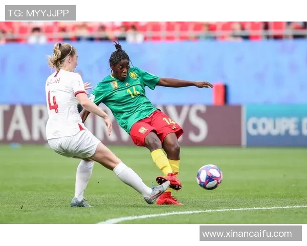 英格兰女足与喀麦隆女足精彩对决集锦回顾与分析