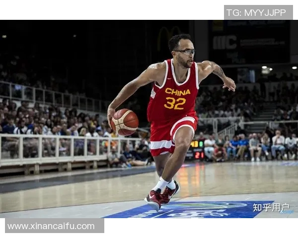 赵泰隆：从篮球新星到职业生涯的蜕变与挑战之路