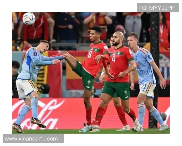 西班牙与摩洛哥激战回顾精彩比赛录像分析与精彩瞬间分享