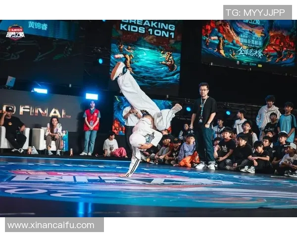 重庆街舞队技艺揭秘：街舞文化的传承与创新之旅