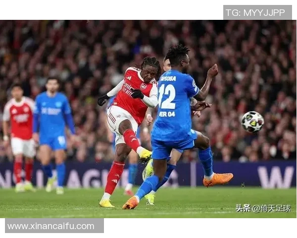 卡利亚里与热那亚激战正酣比分悬念引人关注